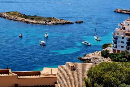 Rental Sailboat Jeanneau Sun Odyssey 37 Mallorca