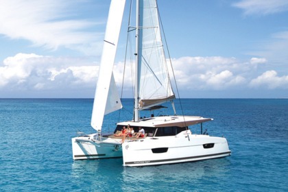 Hire Catamaran Fountaine Pajot Lucia 40 56640 Arzon