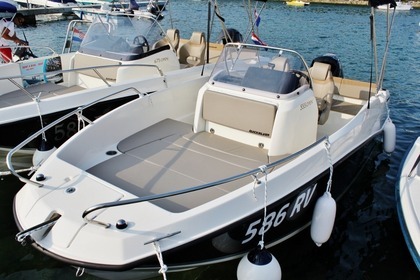 Miete Motorboot QUICKSILVER 555 Open Vrsar