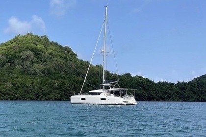 Location Catamaran Lagoon Lagoon 42 Le Marin