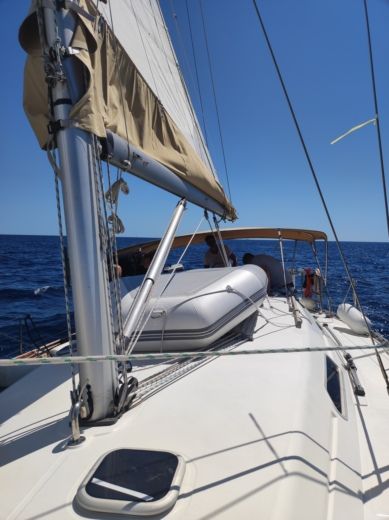 Pola Sailboat Dufour Dufour 36 Classic alt tag text