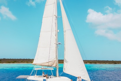 Charter Catamaran LAGOON 46 Kralendijk