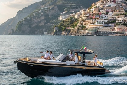 Noleggio Barca a motore Yacht Allure 38 Sport Black Napoli