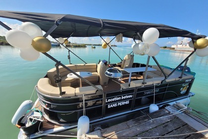 Location Bateau sans permis  SMART LINER PONTON 18 Port-Louis