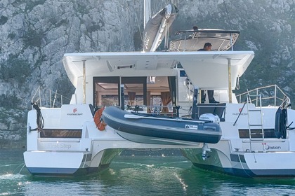 Hire Catamaran Fountaine Pajot Fountaine Pajot Isla 40 - 4 + 1 cab. Skradin