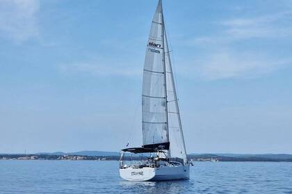 Verhuur Zeilboot Elan Marine Elan E4 - 2 cab. Punat