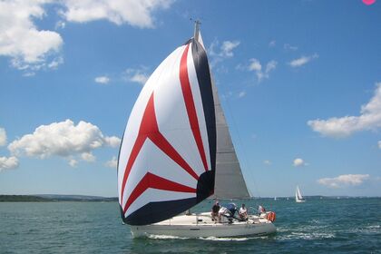 Hyra båt Segelbåt Beneteau First 31.7 Grimaud
