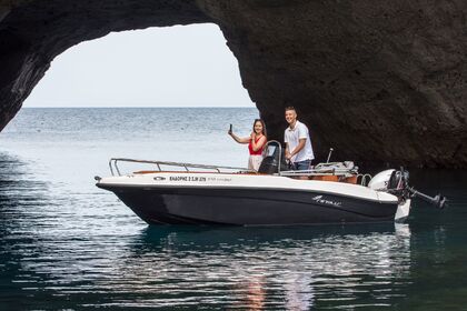 Rental Motorboat Nireus 490 comfort Selva Milos