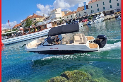 Hire Motorboat Bayliner VR5 OB / 2024 Model Year Biograd na Moru