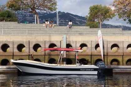 Alquiler Lancha Motorboat 7.5 mt Madeira