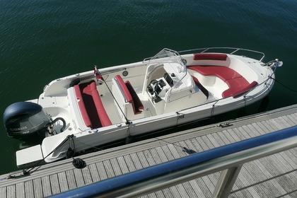 Hire Motorboat Pacific Craft Open 670 Anglet