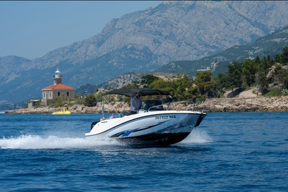 Hyra båt Motorbåt Quicksilver 605 activ open Makarska