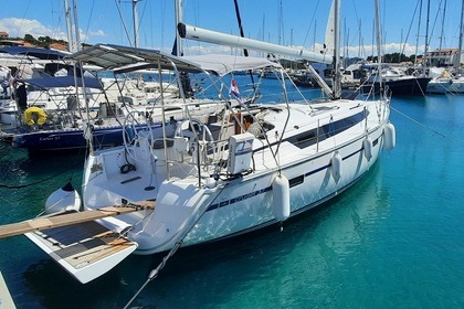 Verhuur Zeilboot Bavaria Cruiser 37 Jezera