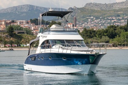 Alquiler Lancha Beneteau Antares 12 Split