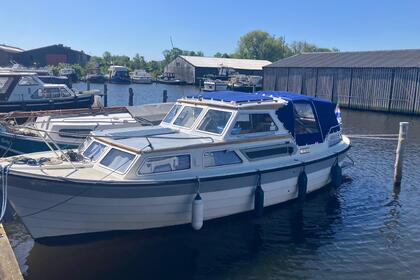 Verhuur Motorboot Saga 27 AC Leeuwarden