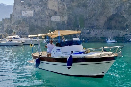 Verhuur Motorboot Cantieri del cilento Gozzo Sorrentino 7.5 Maiori