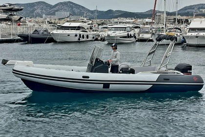 Hire RIB Capelli Tempest 775 La Pointe-Rouge