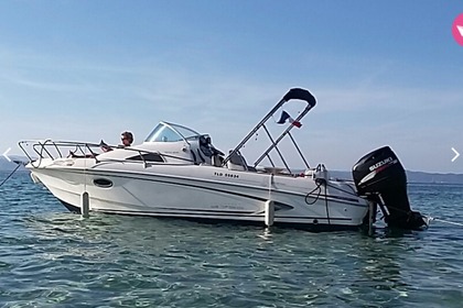 Charter Motorboat BENETEAU Flyer 750 Hyères