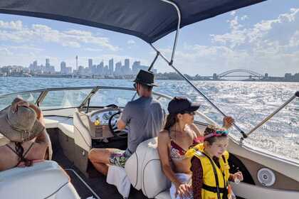 Rental Motorboat Bayliner Capri 1950 Sydney
