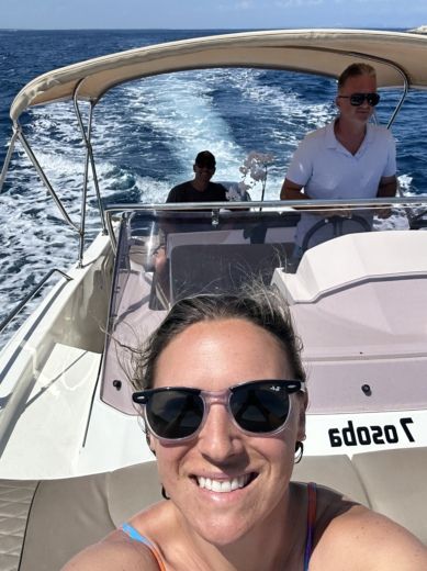 Mali Lošinj Motorboat Atlantic Marine Suncruiser 690 alt tag text