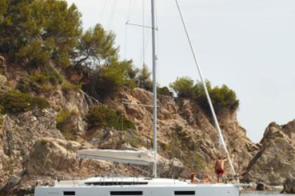 Charter Sailboat Jeanneau Sun Odyssey 440 Nikiti