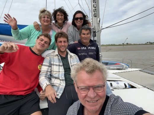 L'Aiguillon-la-Presqu'ile Catamaran Fountaine Pajot Lavezzi 40 alt tag text