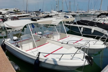 Location Bateau à moteur SELVA 480 SELVA 480 SANS PERMIS Golfe Juan