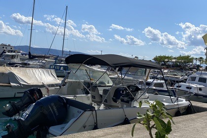 Charter Motorboat Jeanneau Cap Camarat 6.5 Cc Podgora, Split-Dalmatia County