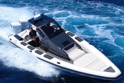 Miete RIB ZEN 40ft powered by 2x350HP Parikia