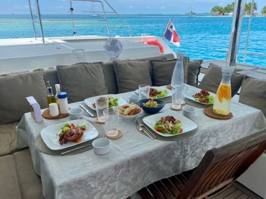 San Blas Islands Catamaran Lagoon 56 alt tag text