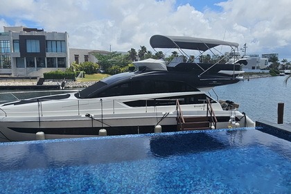 Verhuur Motorjacht Fairline 53 Cancún