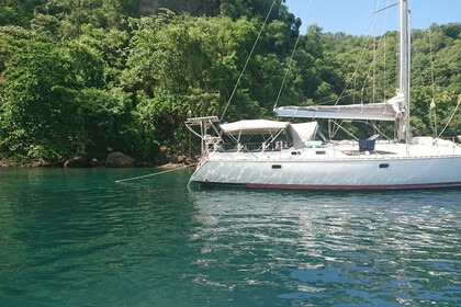 Charter Sailboat Sun odyssey 45.2 Crosière privée Le Marin