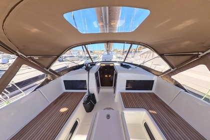 Hyra båt Segelbåt  Sun Odyssey 490 Radazul