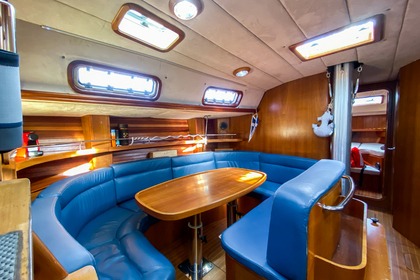 Charter Sailboat AMAR COMET 50 Catania