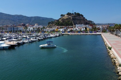 Noleggio Barca a motore Bayliner Rendez Vous 2650 Dénia