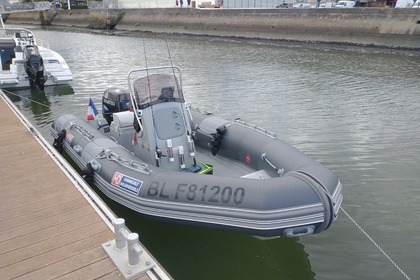 Hire RIB Narwhal Hd-520 Lorient