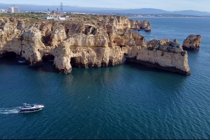 Location Bateau à moteur Cranchi 47 Hard Top Lagos