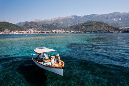 Miete Motorboot Wooden boat Riva Budva