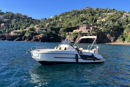 Charter Motorboat Beneteau Flyer 6.6 Cannes