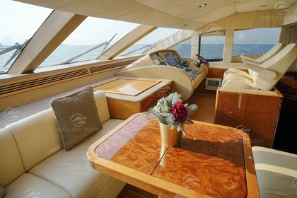 Charter Motor yacht MAJESTY 88 FT Dubai Marina