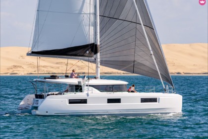 Charter Catamaran Lagoon Lagoon 46 Mahé