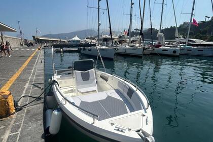 Noleggio Gommone Teorema 20 Teorema 20 Castellammare di Stabia