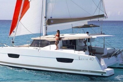 Aluguel Catamarã Fountaine Pajot Lucia 40 Sète