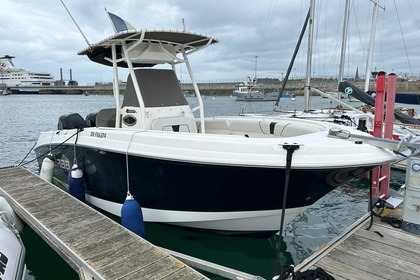 Location Bateau à moteur Wellcraft 252 FISHERMAN Saint-Malo