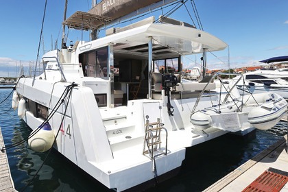 Verhuur Catamaran Catana Group Bali 4.4 - 4 + 1 cab. Šibenik