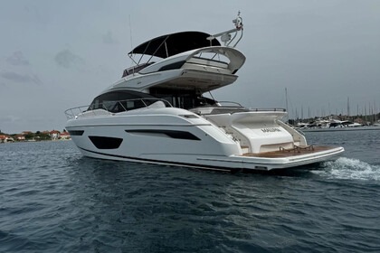 Hire Motorboat  Princess S65 Podstrana