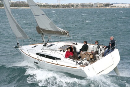Charter Sailboat Jeanneau SUN ODYSSEY 349 Hyères