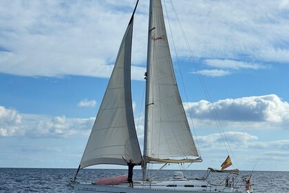 Charter Sailboat Beneteau Oceanis Cliper 393 Ibiza