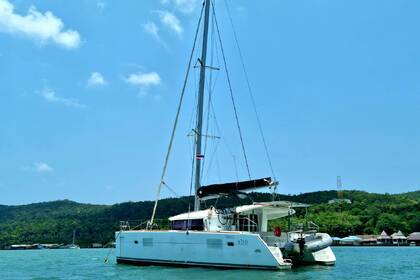 Location Catamaran Lagoon-Bénéteau Lagoon 400 S2 - 4 + 1 cab. Thalang