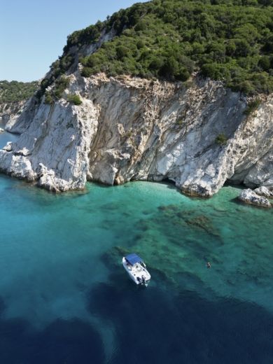 Lefkada Without license Karel 500v - Lefkafa Island alt tag text